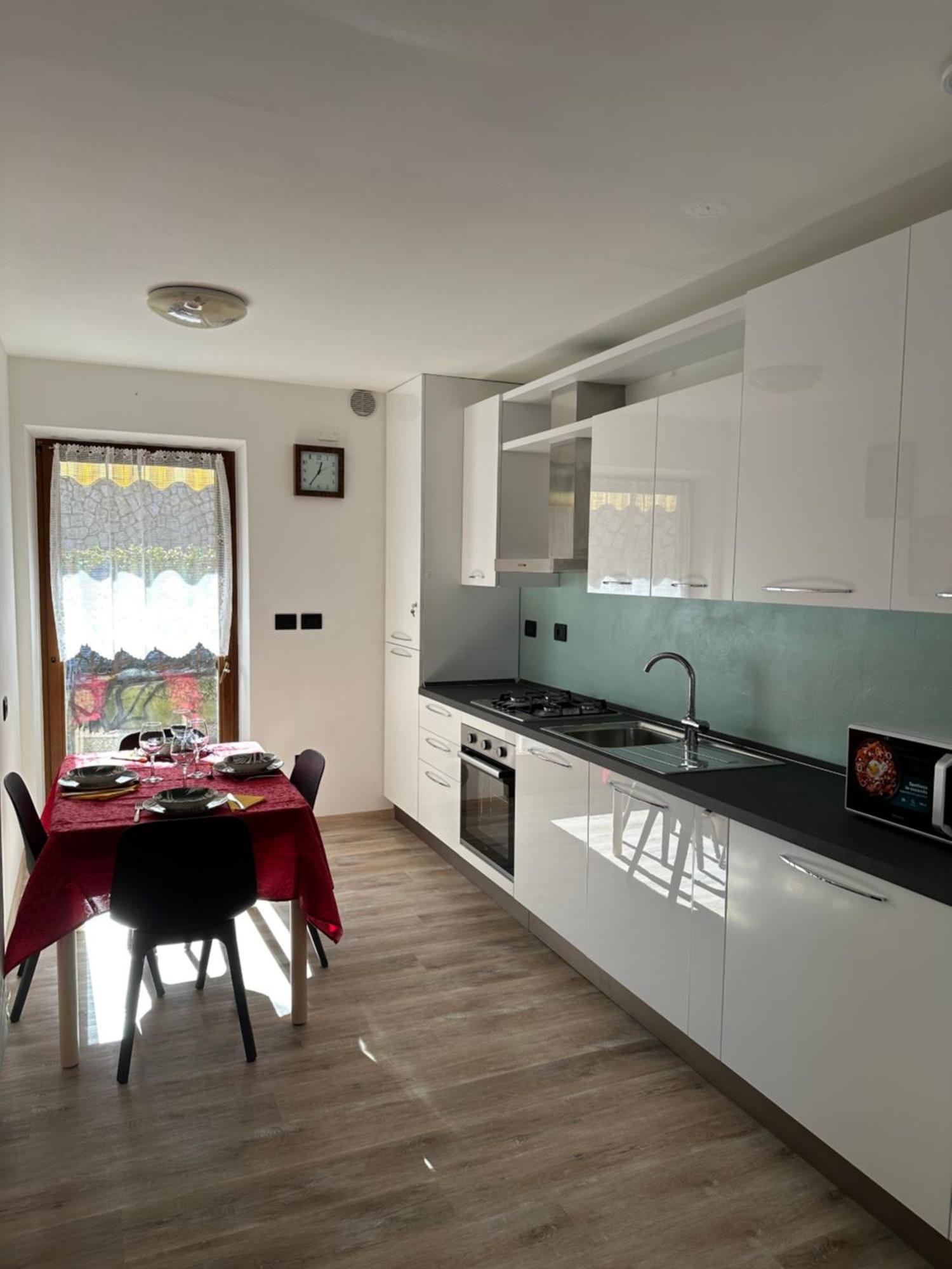 Casa Vacanza La Croseta Trento Bagian luar foto